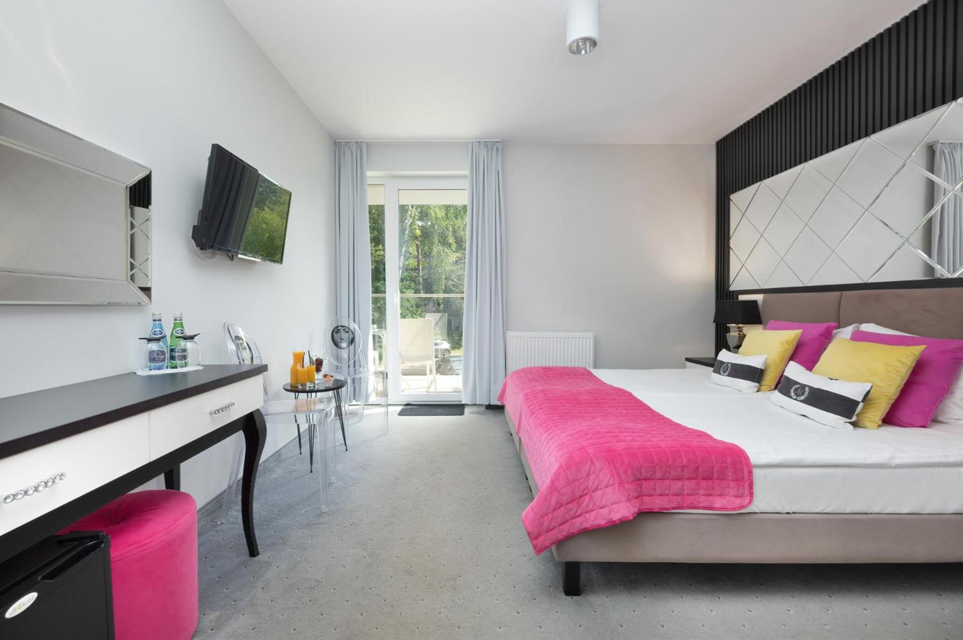 Majestique Hotel Pobierowo Kültér fotó