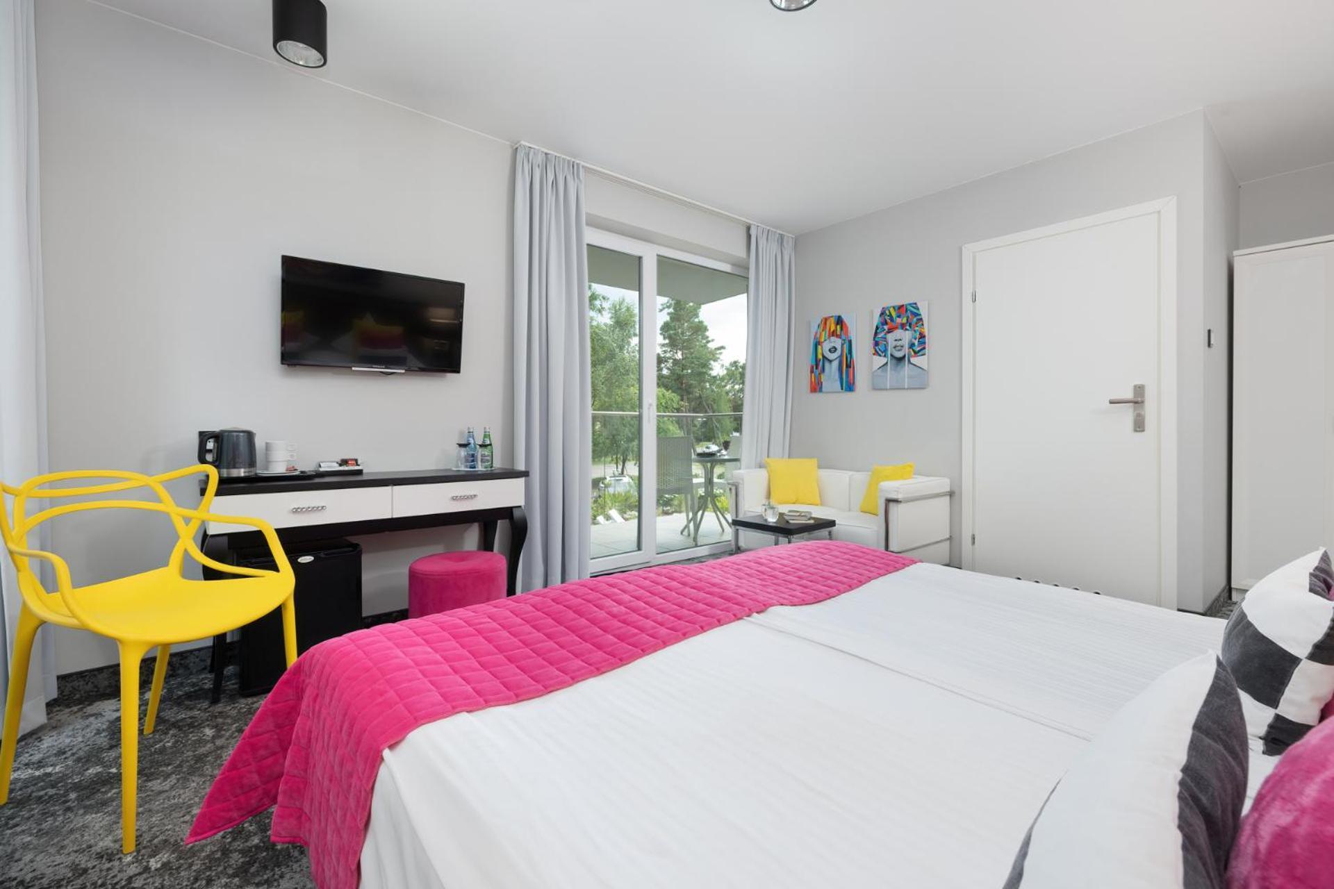 Majestique Hotel Pobierowo Kültér fotó