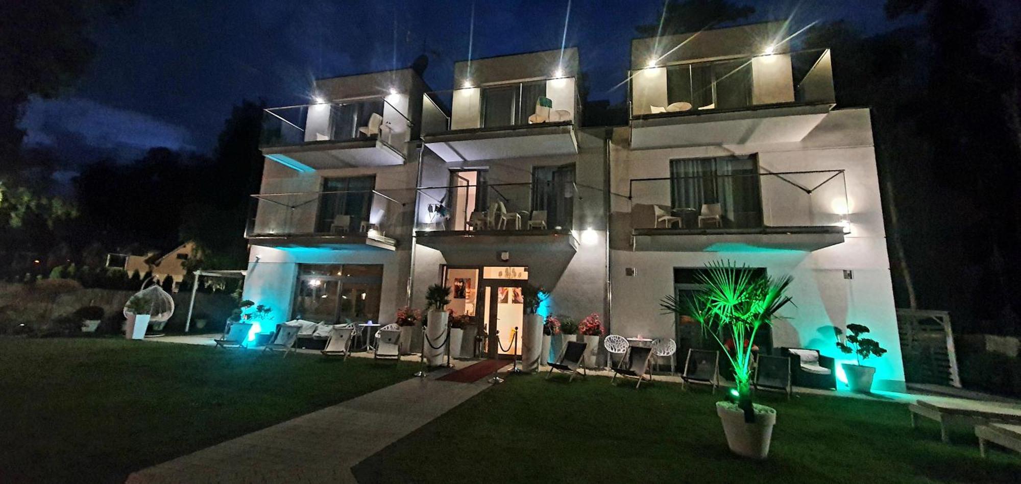 Majestique Hotel Pobierowo Kültér fotó