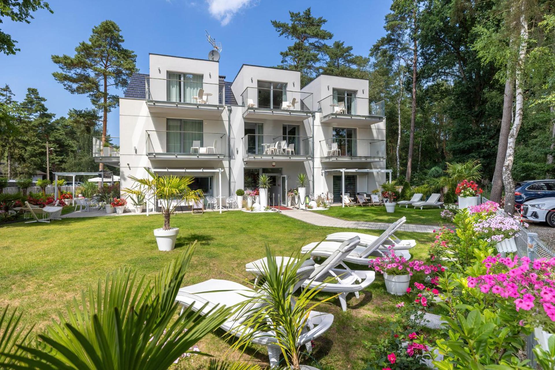 Majestique Hotel Pobierowo Kültér fotó